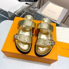 Louis Vuitton Slippers